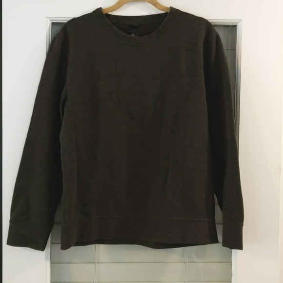 H&M Sweatshirt - Picture 1 of 3